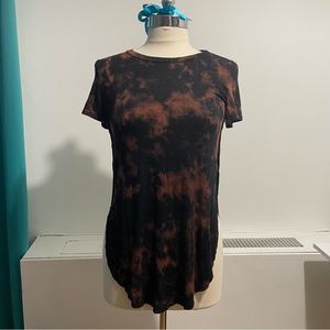 NWT Hot Topic Tie Dye Black Short Sleeve T Shirt Size Small
